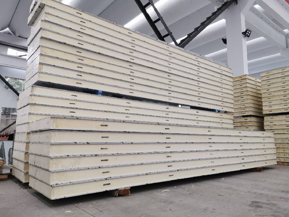 Buy polyurethane cold storage board need to pay attention to what